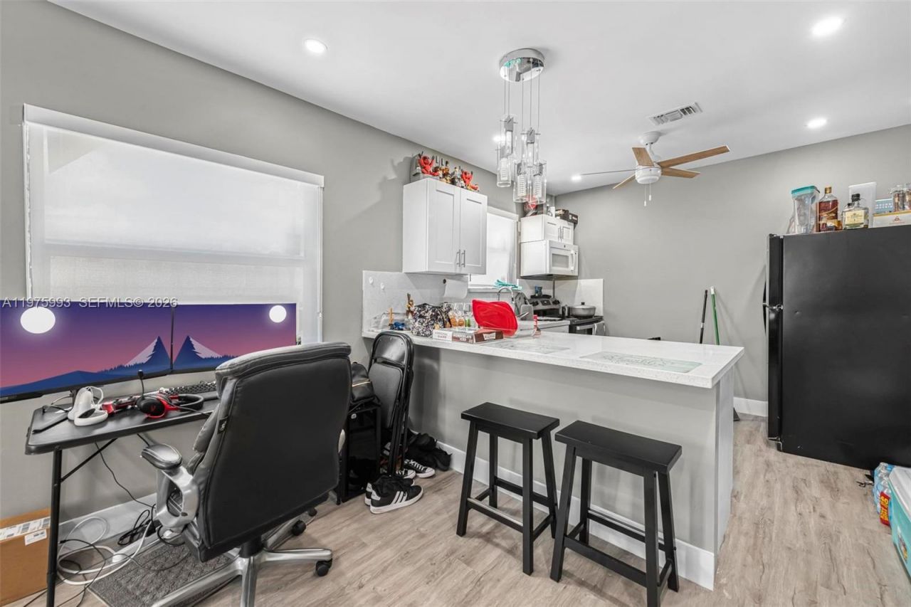 3705 NW 35th Ave , Miami, FL 33142 Photo