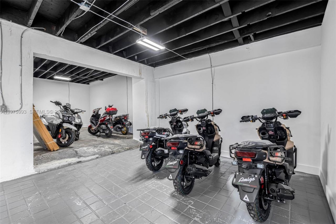 3705 NW 35th Ave , Miami, FL 33142 Photo