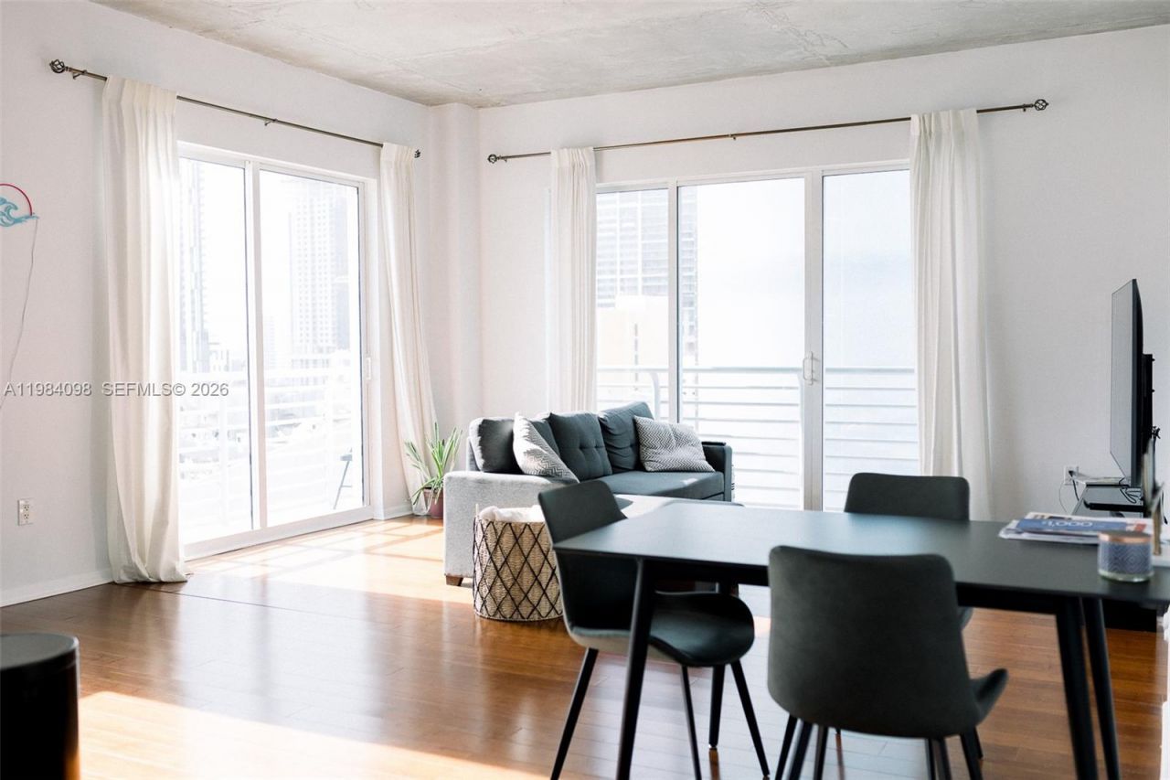 234 NE 3rd St , Unit 1201, Miami, FL 33132 Photo