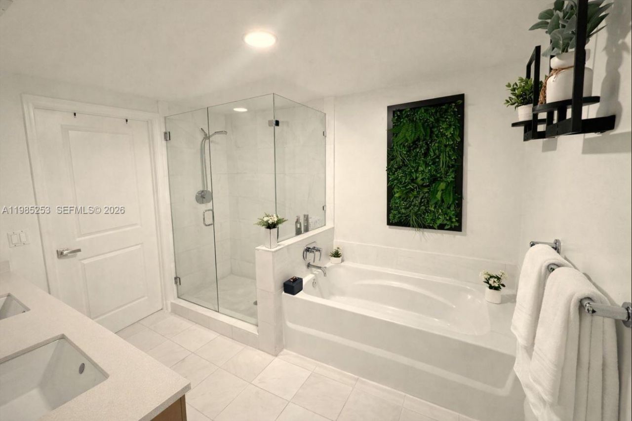 480 Hibiscus St , Unit 217, West Palm Beach, FL 33401 Photo