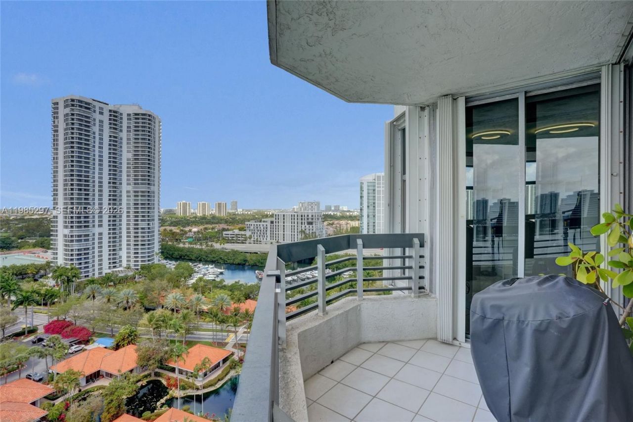 19101 NE 36th Ct , Unit 1805, Aventura, FL 33180 Photo