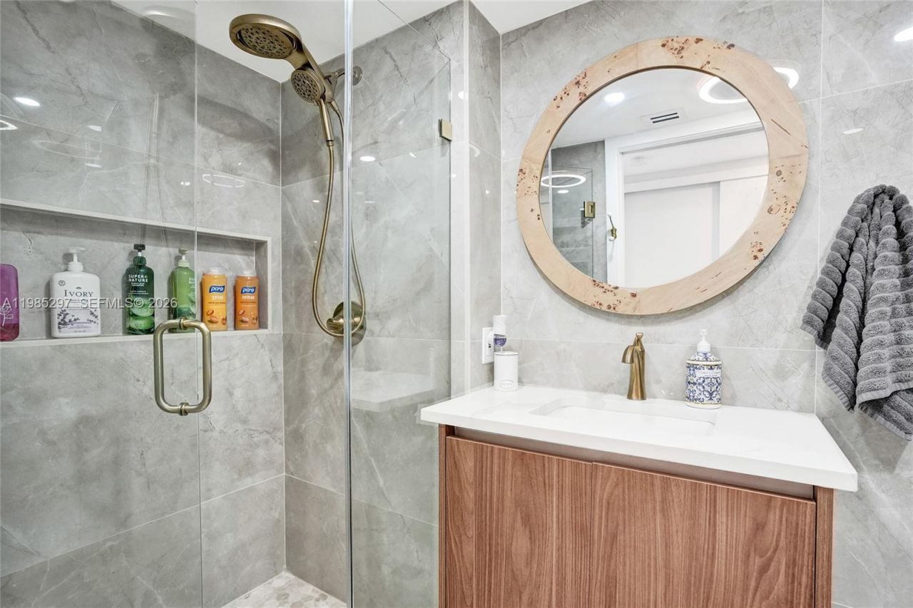 19101 NE 36th Ct , Unit 1805, Aventura, FL 33180 Photo