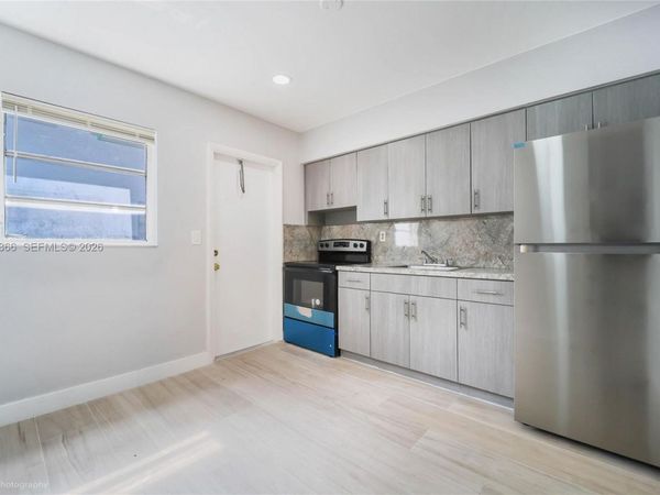 1057 NW 30th St , Unit 1059, Miami, FL 33127