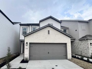 2549 Lost Maples Lane, Dallas, TX 75228