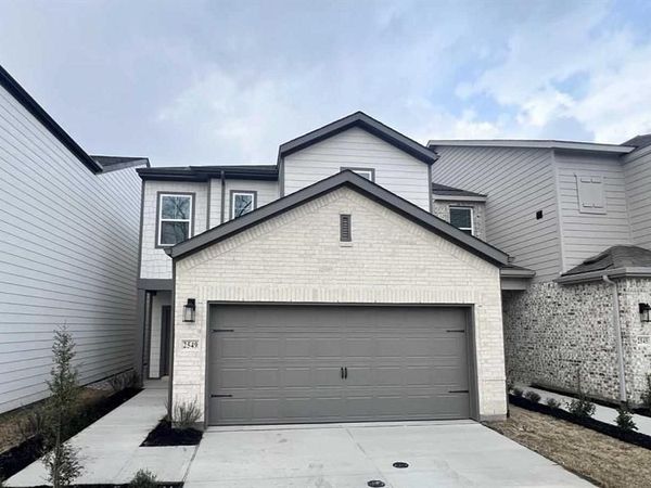 2549 Lost Maples Lane, Dallas, TX 75228