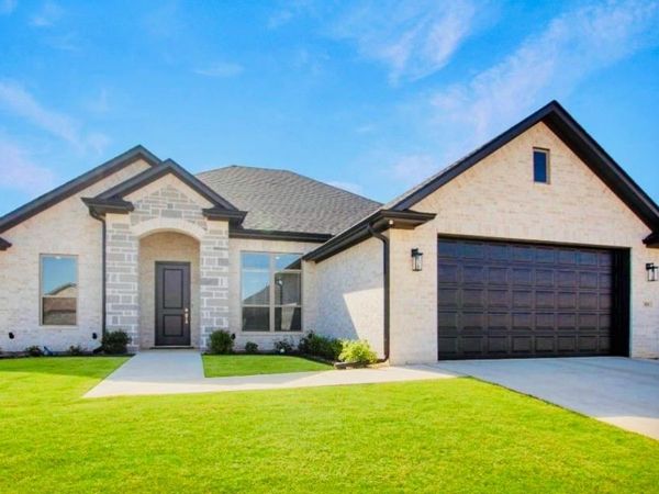 455 Mary Circle, Bullard, TX 75757