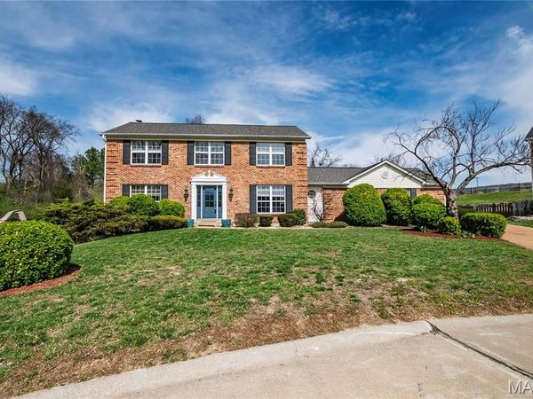 6301 Highland Estates Drive, St Louis, MO 63129