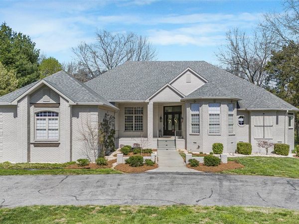 691 Covington Grove Boulevard , Bowling Green, KY 42104