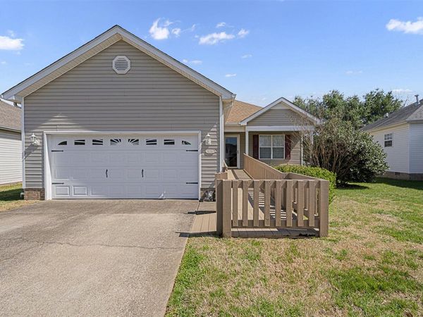 3278 Cave Springs Avenue , Bowling Green, KY 42104