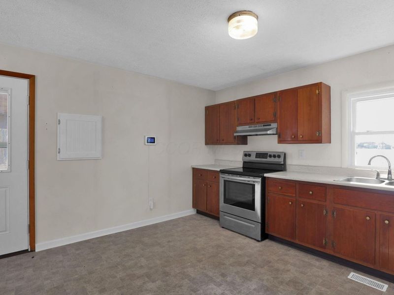 18 Watson Street, Fredericktown, OH 43019 Photo 10