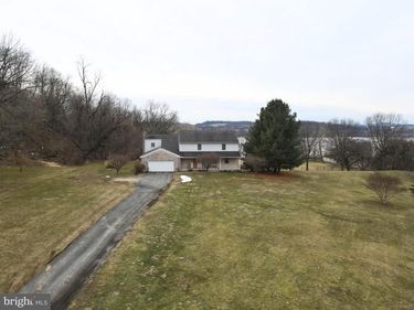290 LOCUST GROVE ROAD, BAINBRIDGE, PA 17502