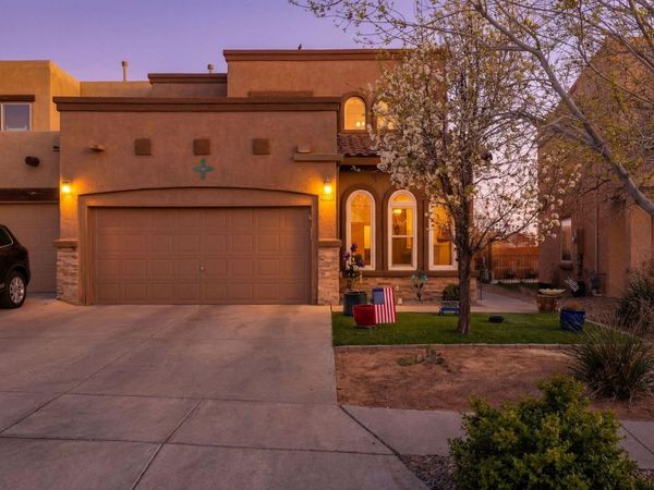 2410 Treviso Drive SE, Rio Rancho, NM 87124