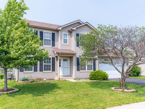 841 Pond Brook Avenue , Malta, IL 60150