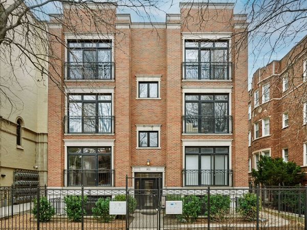 5021 N Kenmore Avenue, Unit 1N, Chicago, IL 60640