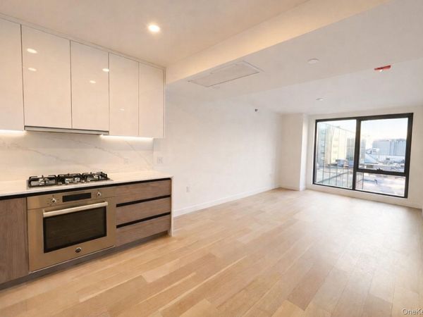 14449 Northern Boulevard , Unit 308, Flushing, NY 11354