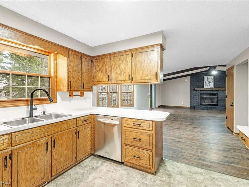 3845 Oakridge Drive NE, Louisville, OH 44641 Photo 11