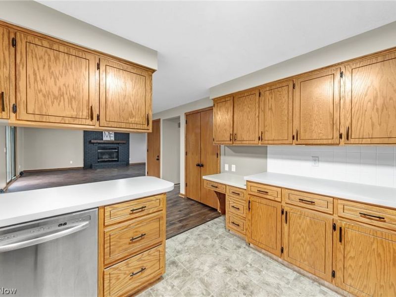 3845 Oakridge Drive NE, Louisville, OH 44641 Photo 13