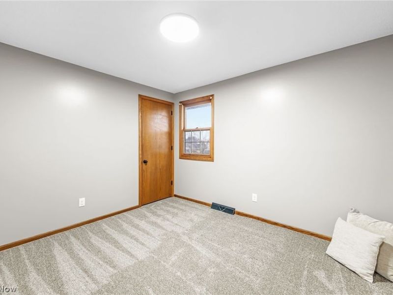 3845 Oakridge Drive NE, Louisville, OH 44641 Photo 16