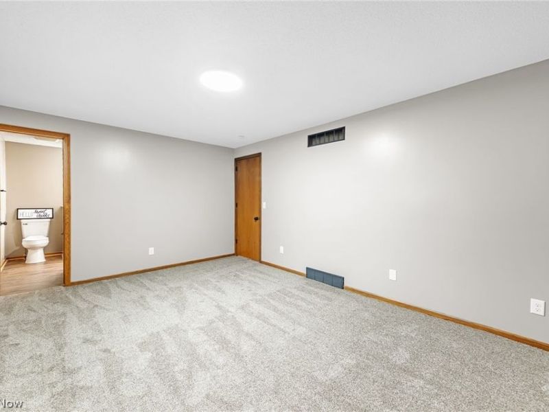 3845 Oakridge Drive NE, Louisville, OH 44641 Photo 21