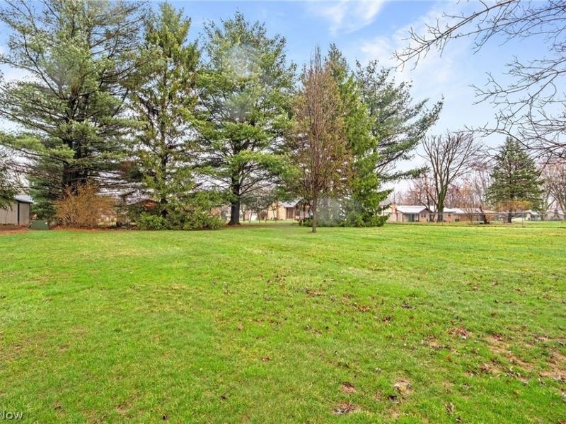 3845 Oakridge Drive NE, Louisville, OH 44641 Photo 28