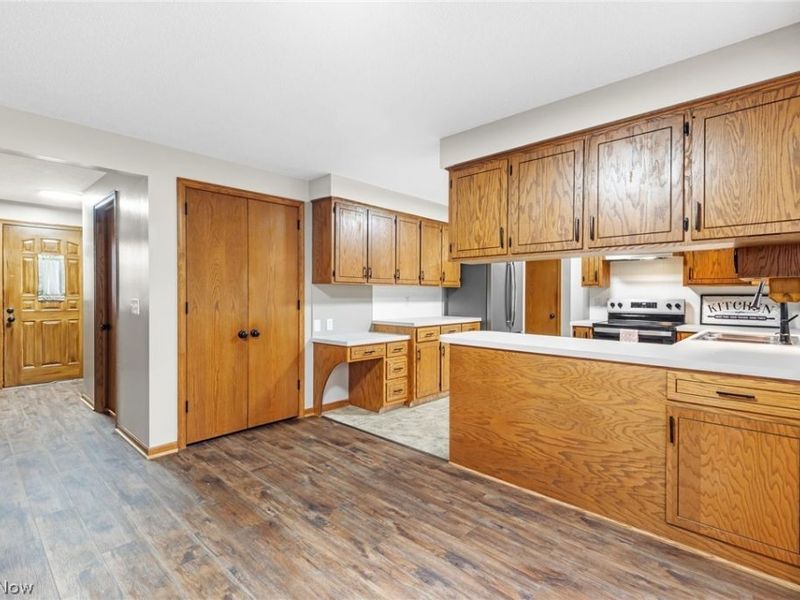 3845 Oakridge Drive NE, Louisville, OH 44641 Photo 9