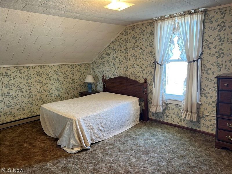 984 W Main Street, Sugarcreek, OH 44681 Photo 6