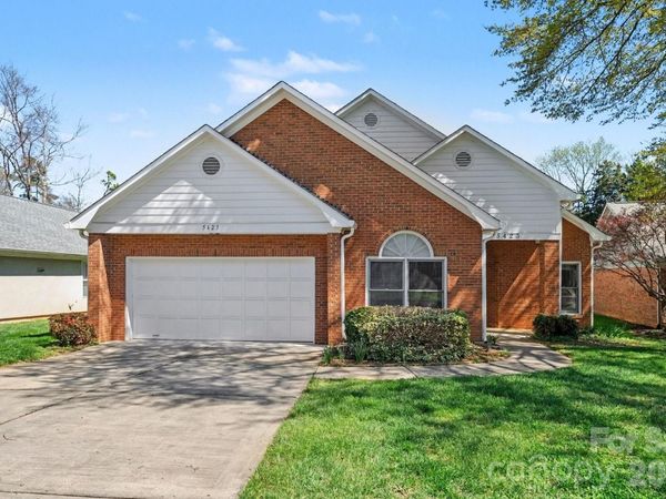 5423 Dunedin Lane, Charlotte, NC 28270