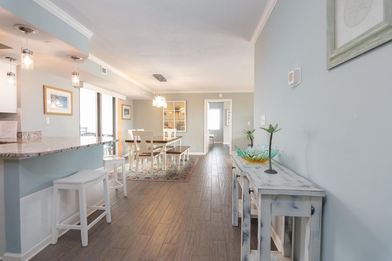 8560 Queensway Blvd.  Photo 13