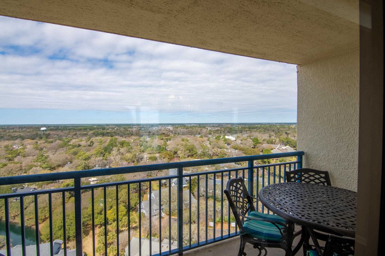 8560 Queensway Blvd.  Photo 8