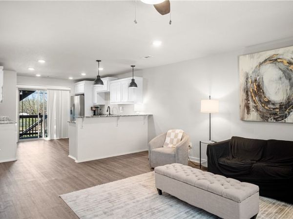 1975 Bourbon Drive , Fayetteville, AR 72703