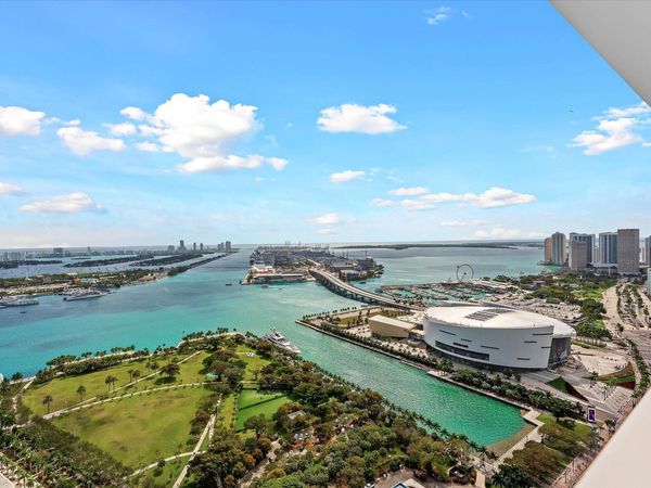 1040 Biscayne Boulevard, Unit 4002, Miami, FL 33132