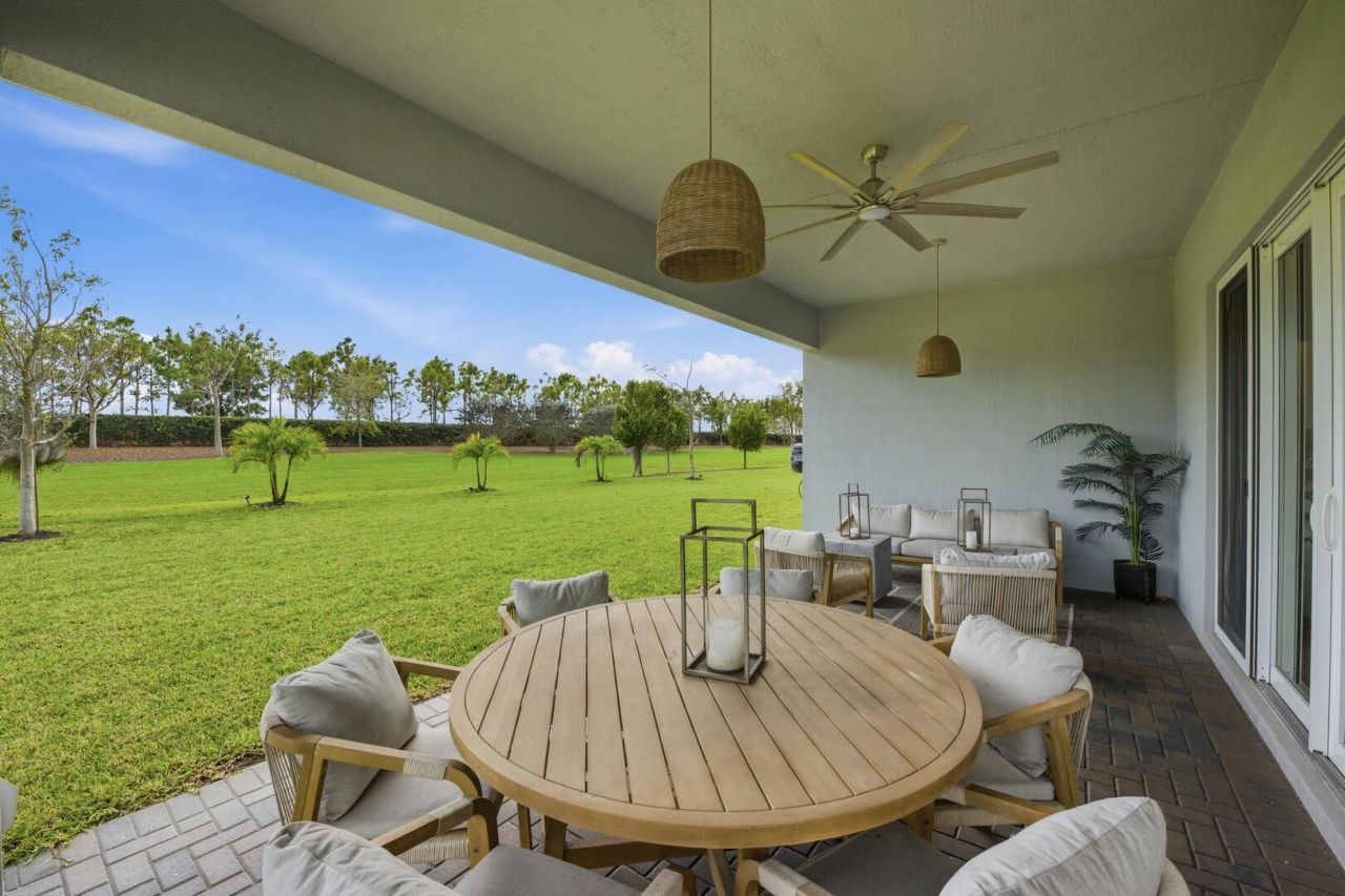 732 Hookline Circle, Loxahatchee, FL 33470 Photo