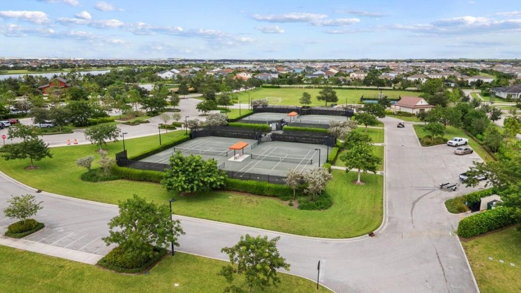 732 Hookline Circle, Loxahatchee, FL 33470 Photo