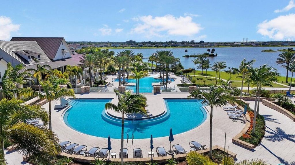 732 Hookline Circle, Loxahatchee, FL 33470 Photo