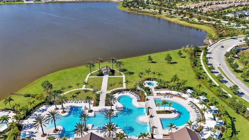 732 Hookline Circle, Loxahatchee, FL 33470 Photo
