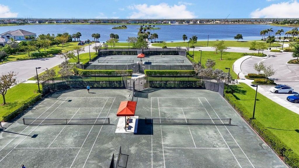 732 Hookline Circle, Loxahatchee, FL 33470 Photo