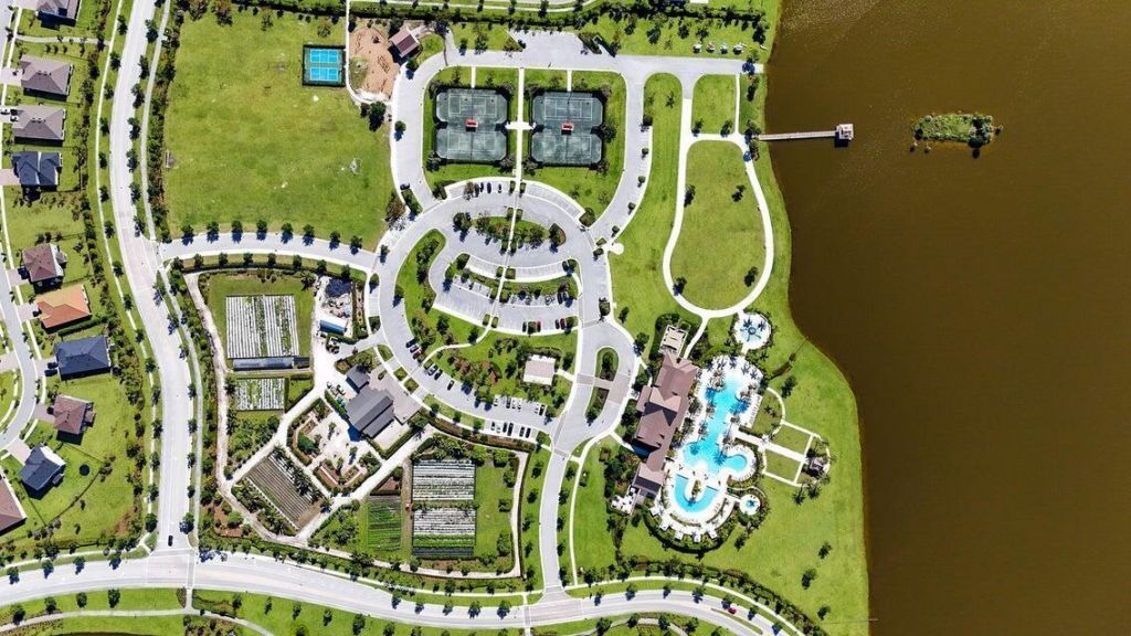 732 Hookline Circle, Loxahatchee, FL 33470 Photo