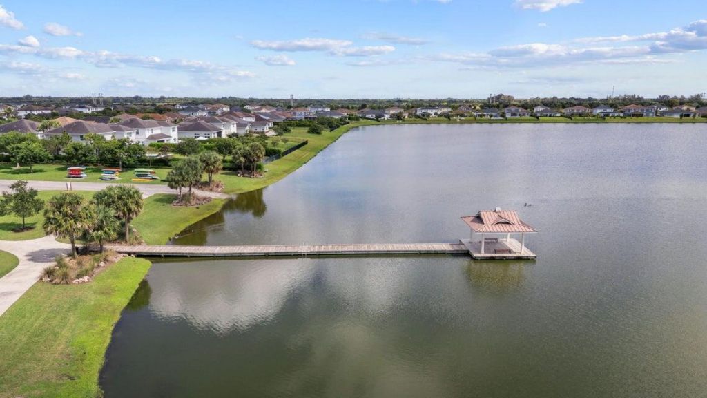 732 Hookline Circle, Loxahatchee, FL 33470 Photo