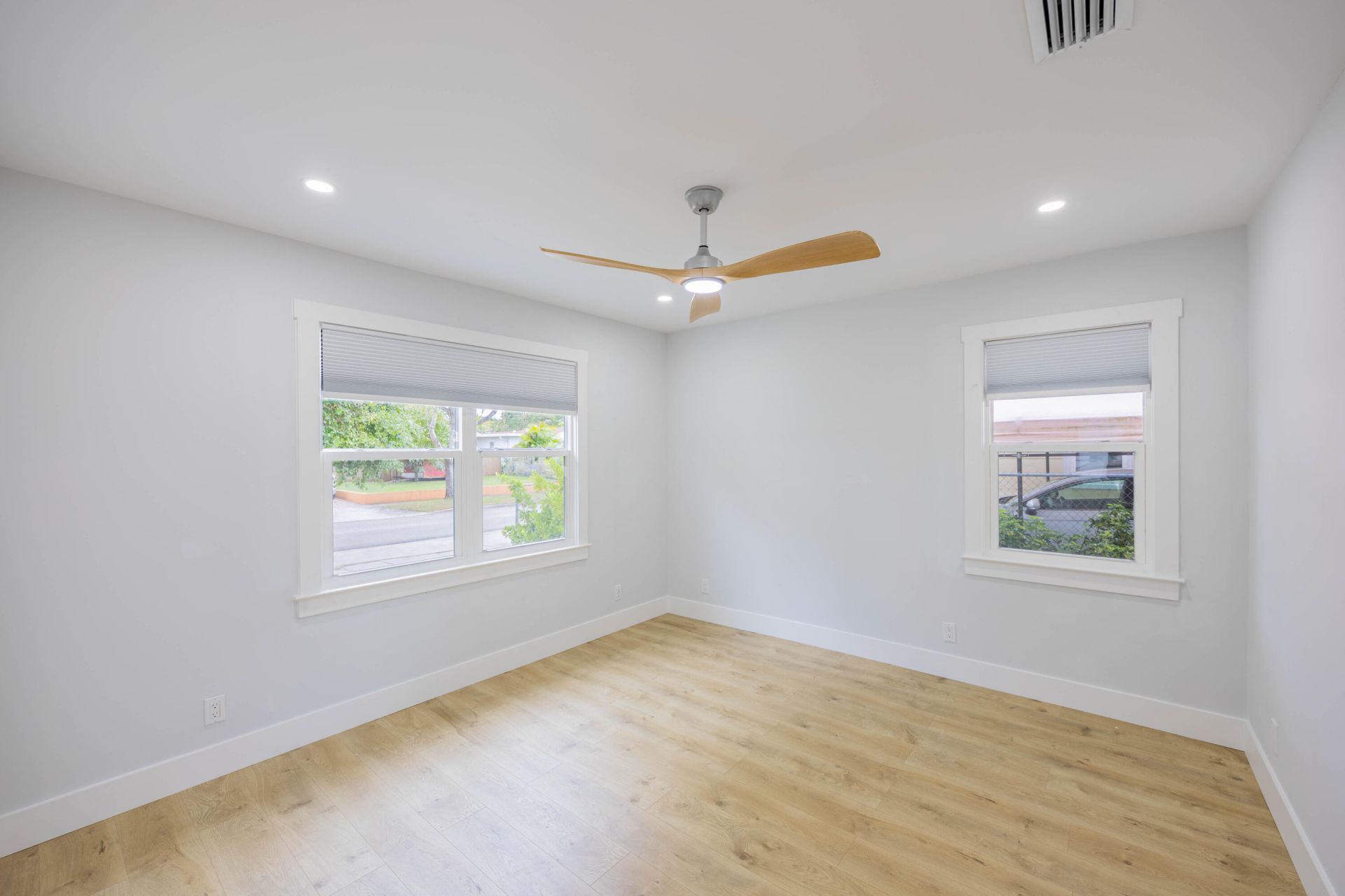 730 Winters Street, West Palm Beach, FL 33405 Photo