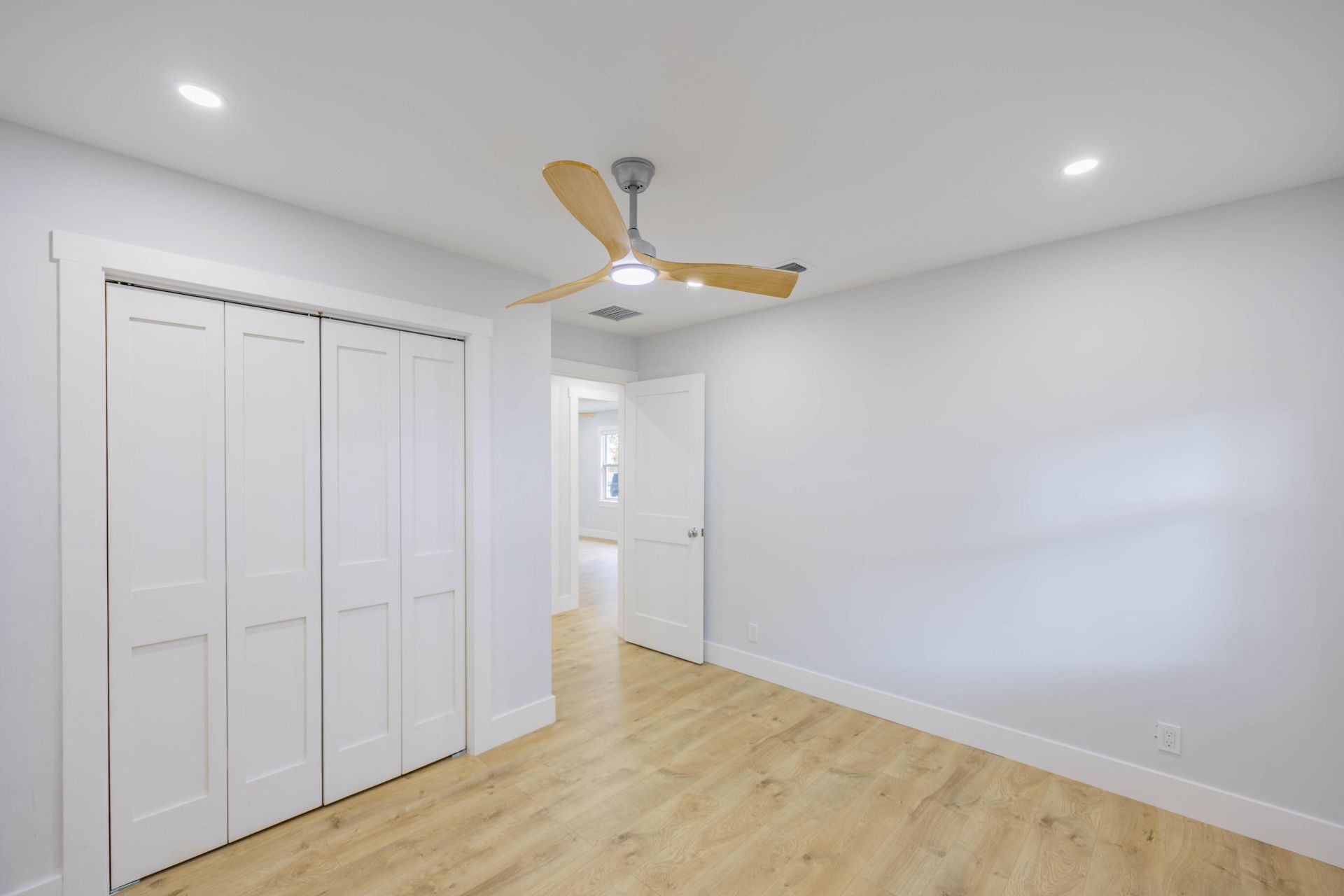 730 Winters Street, West Palm Beach, FL 33405 Photo