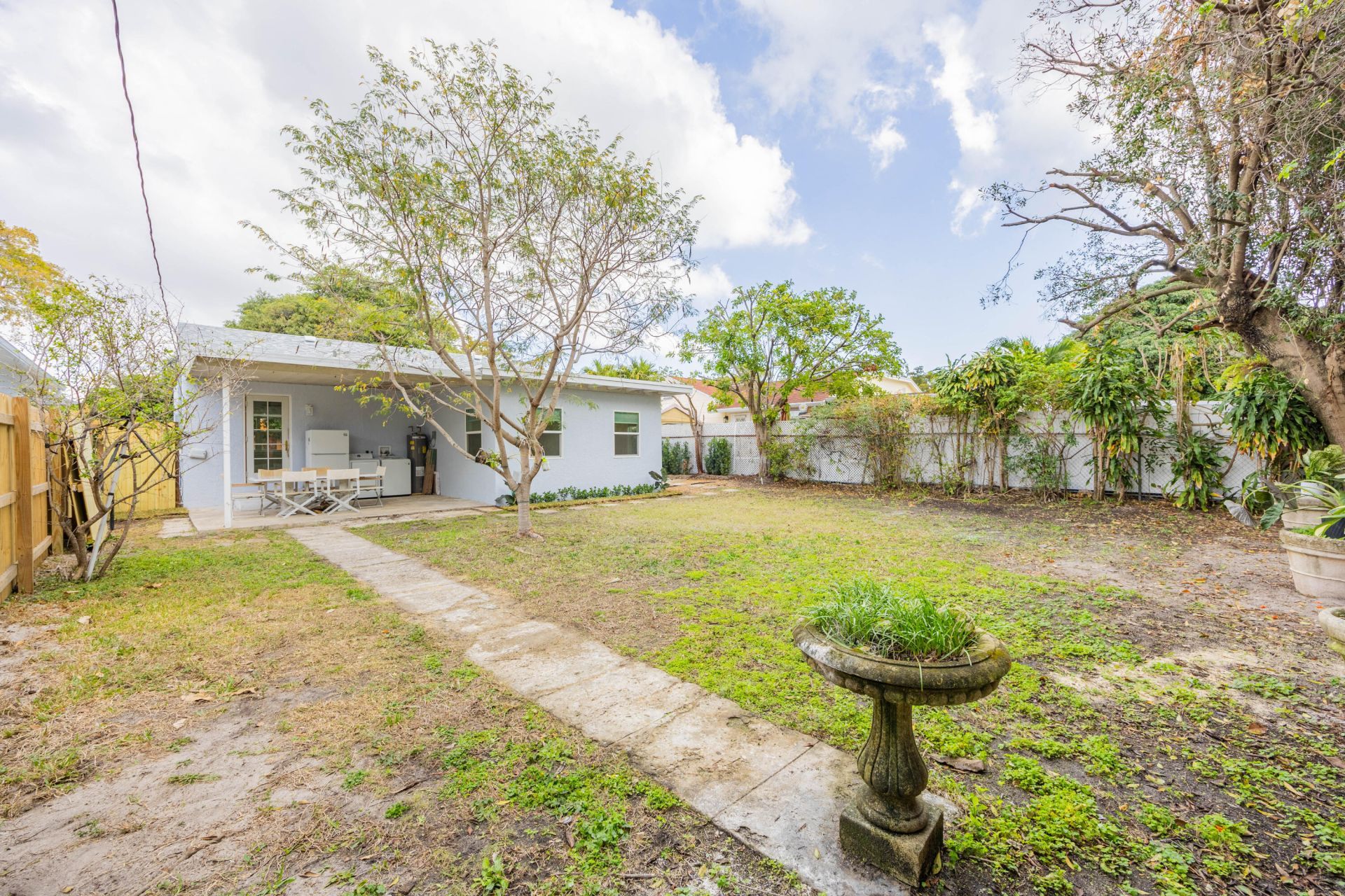 730 Winters Street, West Palm Beach, FL 33405 Photo