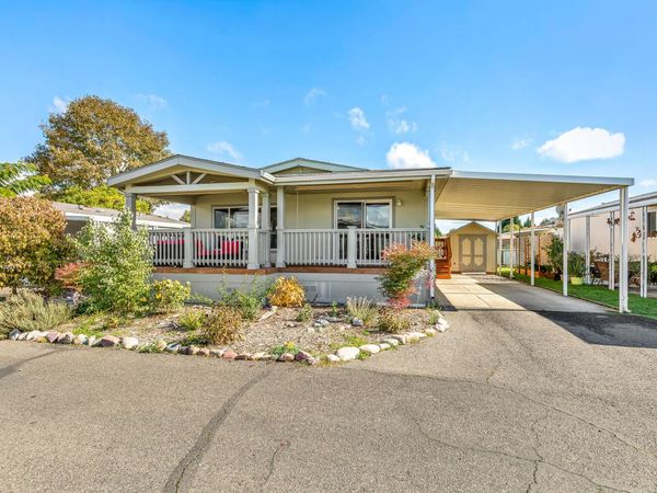 5076 Leonard Road, Unit 27, Grants Pass, OR 97527