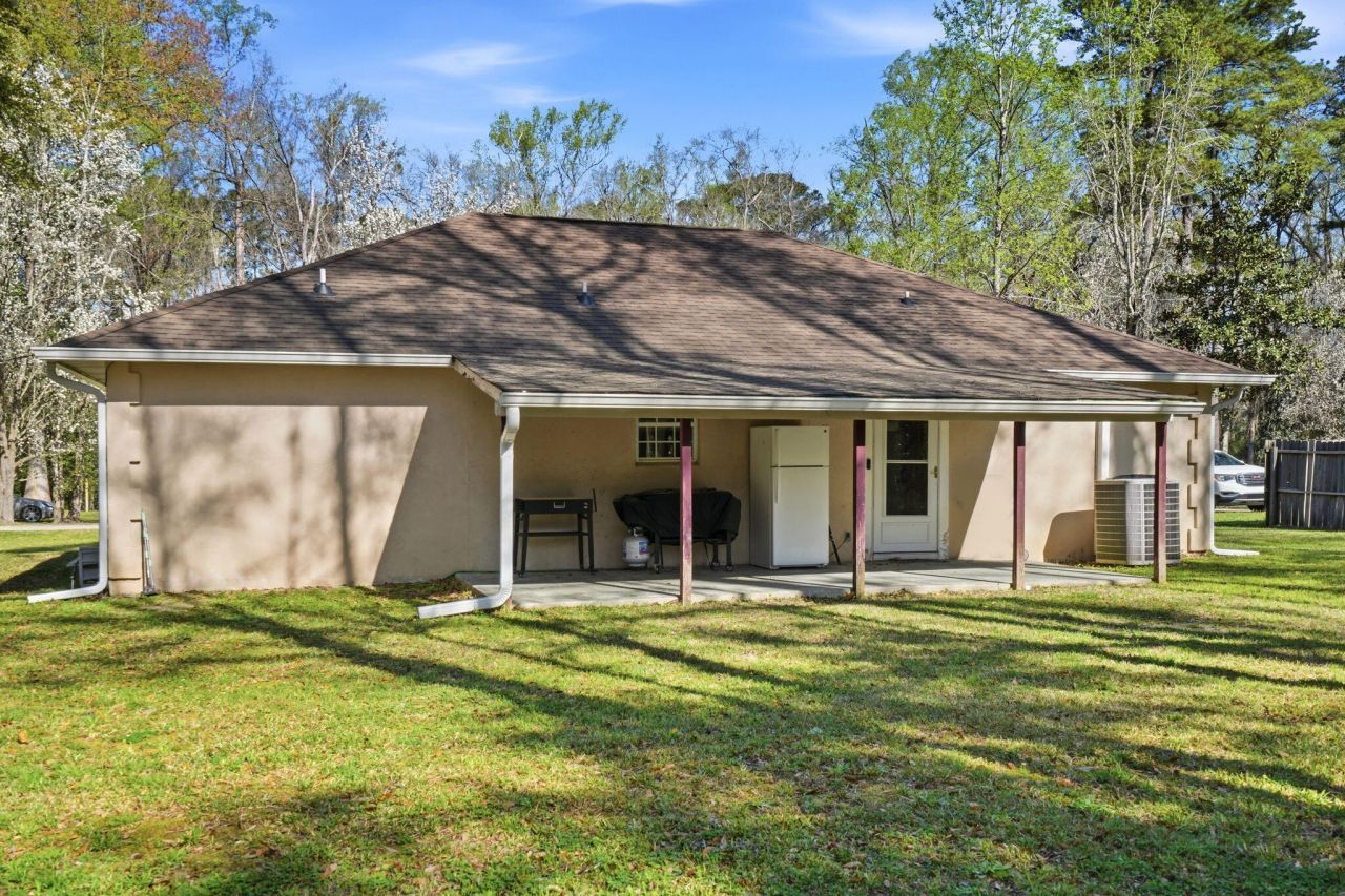 7 Center Point Drive Photo 28