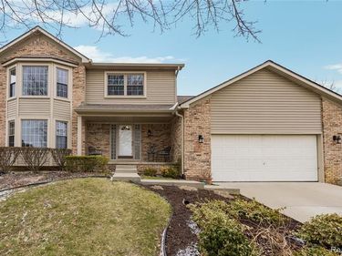 1874 Rothbury Drive, Wixom, MI 48393