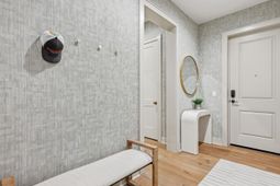 320 Longshore Street photo 4