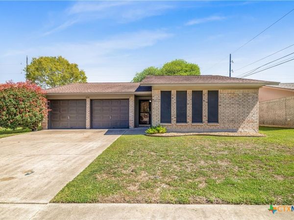 104 Willowick Drive , Victoria, TX 77901
