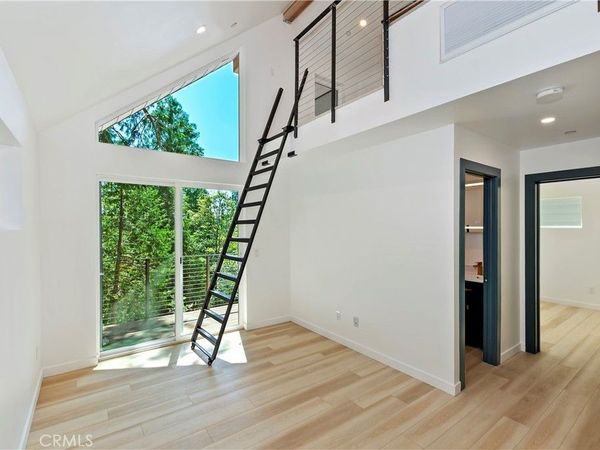 441 Oriole Drive, Unit 3, Twin Peaks, CA 92391