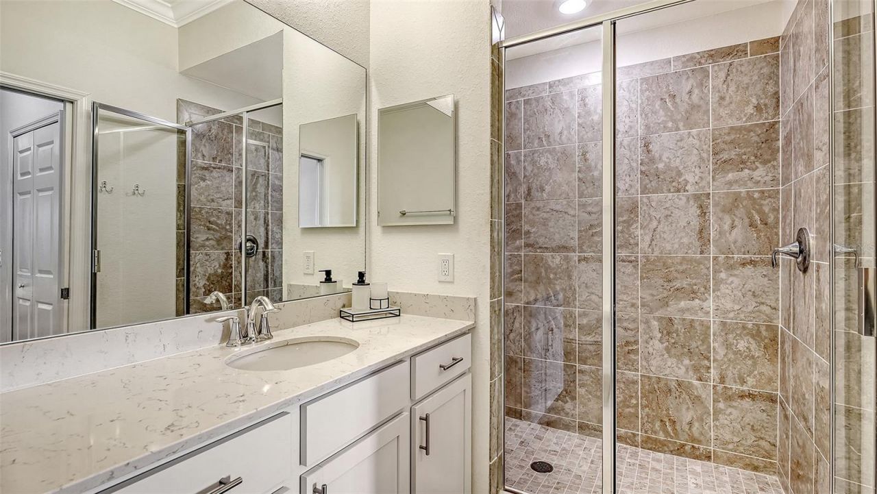 1010 Tidewater Shores Loop, Unit 406, Bradenton, FL 34208 Photo