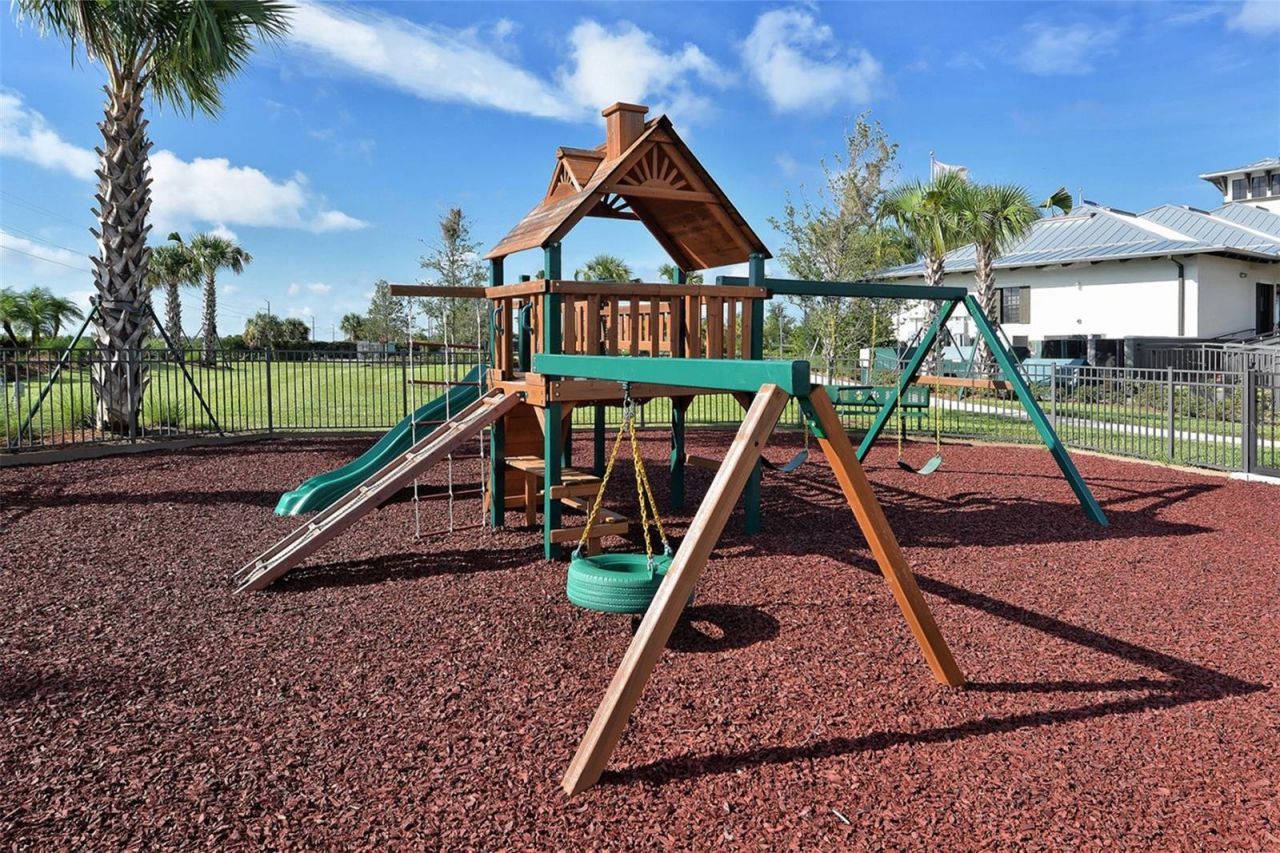 1010 Tidewater Shores Loop, Unit 406, Bradenton, FL 34208 Photo