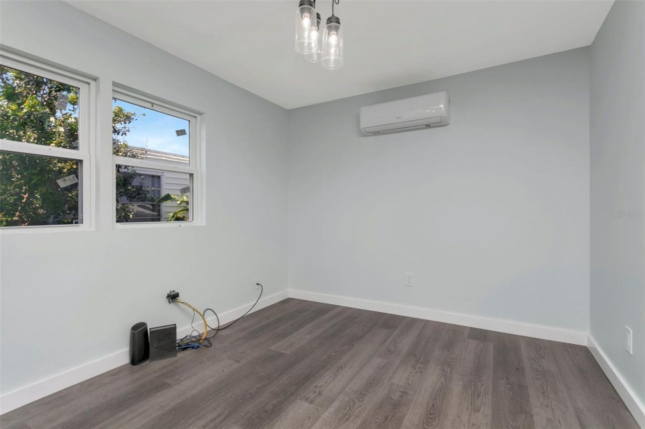 410 W 51st Avenue Drive W, Bradenton, FL 34207 Photo